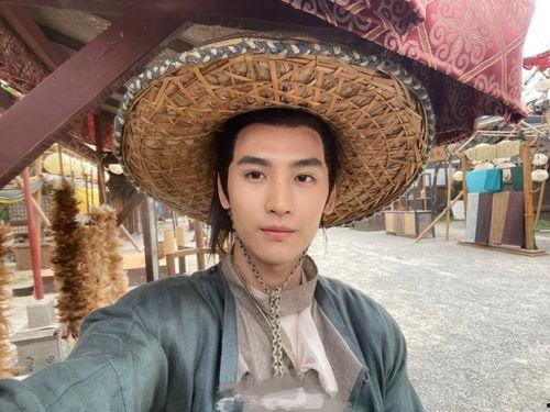 吃瓜爆料黄俊捷视频下载,吃瓜爆料背后的真相 第1张 吃瓜爆料黄俊捷视频下载,吃瓜爆料背后的真相 第1张